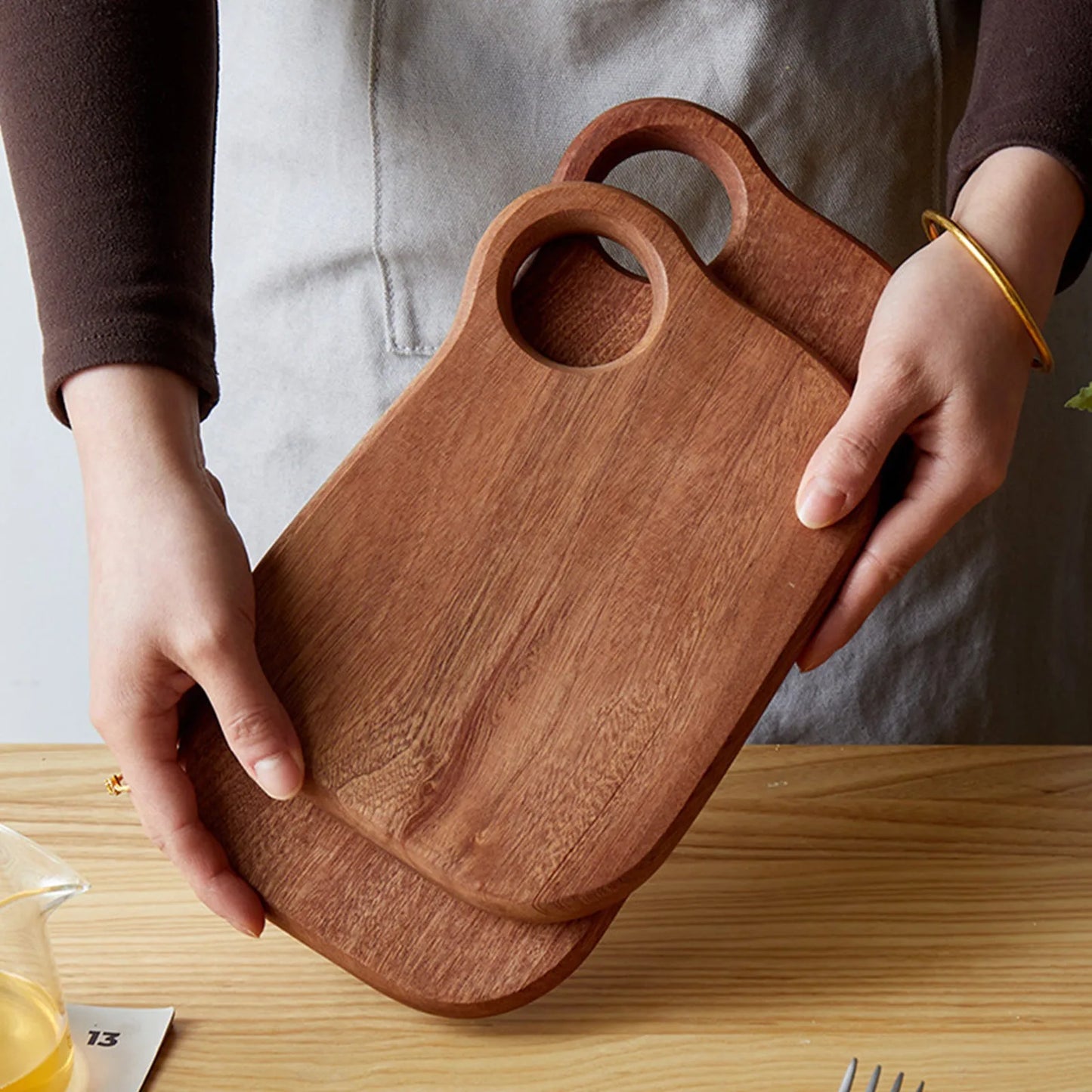 Long-handled Acacia Wood Cutting Board Solid Household Wooden Creative Photo Props Serving Charcuterie Boards Posing